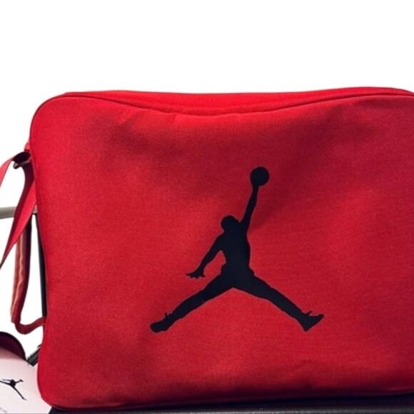 s-l400.jpg Jordan Jumpman Shoe Bag- Red/Black